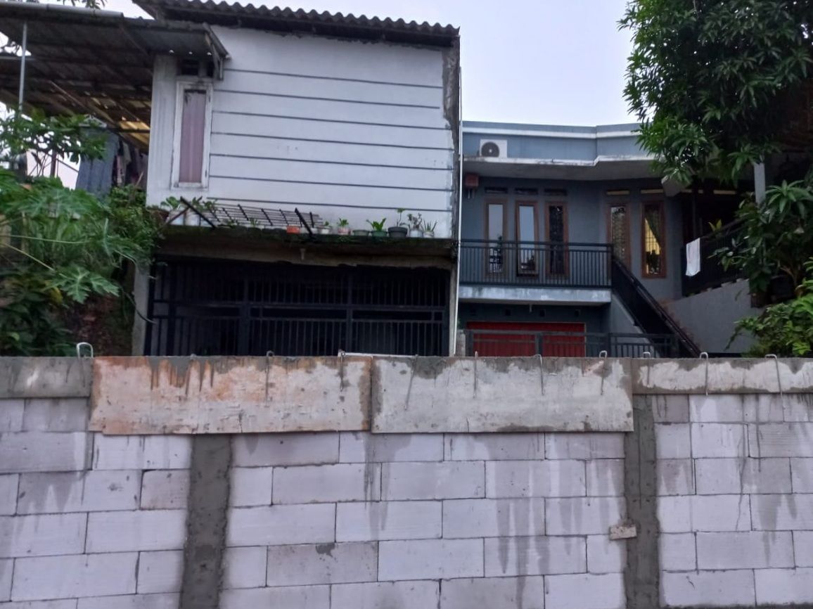 Tembok setinggi 2 meter halangi akses rumah warga di Tangsel
