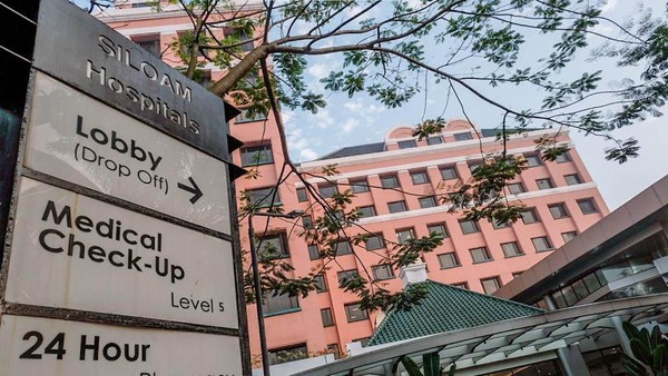 Menurutnya, Indonesia memiliki fasilitas kesehatan yang cukup lengkap dan memadai sebagai penunjang pengembangan potensi wisata kesehatan. Menurutnya, Indonesia memiliki fasilitas kesehatan yang cukup lengkap dan memadai sebagai penunjang pengembangan potensi wisata kesehatan.