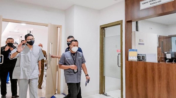 Menteri Pariwisata dan Ekonomi Kreatif/Kepala Badan Pariwisata dan Ekonomi Kreatif, Sandiaga Salahuddin Uno, mendorong pengembangan wisata kesehatan (wellness tourism) di Indonesia untuk membangkitkan sektor pariwisata dan ekonomi kreatif di Tanah Air. Menteri Pariwisata dan Ekonomi Kreatif/Kepala Badan Pariwisata dan Ekonomi Kreatif, Sandiaga Salahuddin Uno, mendorong pengembangan wisata kesehatan (wellness tourism) di Indonesia untuk membangkitkan sektor pariwisata dan ekonomi kreatif di Tanah Air.