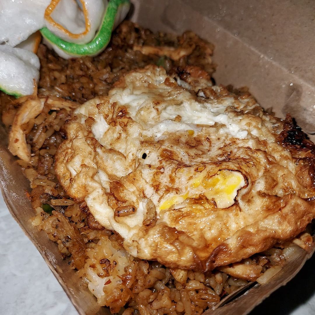 5 Nasi Goreng Gerobakan yang Terkenal Enak, Cobain Yuk!