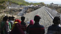 Jokowi mengungkapkan bendungan yang dibangun dengan biaya Rp 1,1 triliun itu akan menjadi penyedia irigasi untuk 7.800 hektare sawah dan juga menjadi pemasok air sebanyak 370 liter per detik. Tidak hanya itu, Bendungan Bendo juga disebut bisa mengurangi banjir hingga 31%.