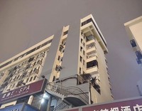 Foto asli yang mengecoh