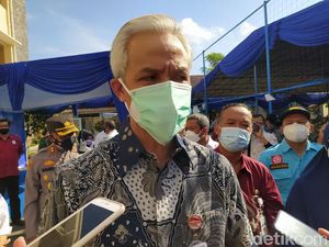 Ganjar Ingatkan Pandemi Belum Usai Jangan Euforia Saat Wisata Buka