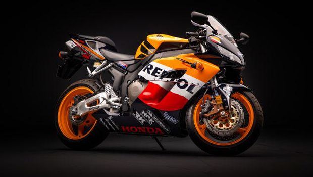 Honda CBR1000RR Repsol 2005