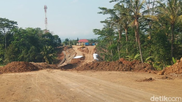 Jalan Lingkar Timur Kuningan