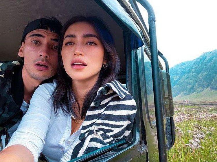 8 Momen Kebersamaan Jessica Iskandar & Kekasih yang Baru Saja Pindah Agama