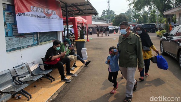 Keluarga Korban Kebakaran Lapas Tangerang Datangi Crisis Center