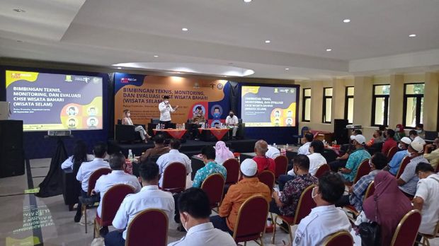Kementerian Pariwisata dan Ekonomi Kreatif/Badan Pariwisata dan Ekonomi Kreatif (Kemenparekraf/Baparekraf) menggelar kegiatan 'Bimbingan Teknis, Monitoring, dan Evaluasi CHSE Wisata Bahari (Wisata Selam)' di Pulau Pramuka, Kepulauan Seribu, DKI Jakarta pada Rabu (8/9/2021).