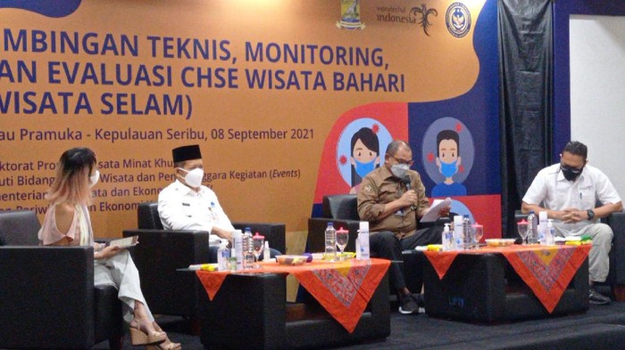 Kementerian Pariwisata dan Ekonomi Kreatif/Badan Pariwisata dan Ekonomi Kreatif (Kemenparekraf/Baparekraf) menggelar kegiatan ‘Bimbingan Teknis, Monitoring, dan Evaluasi CHSE Wisata Bahari (Wisata Selam)’ di Pulau Pramuka, Kepulauan Seribu, DKI Jakarta pada Rabu (8/9/2021).