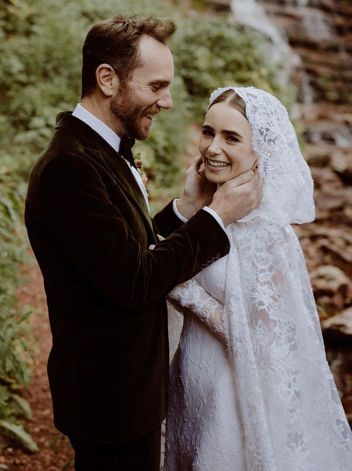 to marry charlie mcdowell lily collins is a beautiful bride in a ralph lauren lace wedding gown on lily collins wedding dress ralph lauren