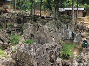 Cobain, Yuk! Menapakkan Kaki ke Gua Garunggang di Sentul