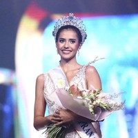 Anntonia Porsild adalah seorang ratu kecantikan. Ia pernah menjuarai ajang Miss Supranational 2019 di Polandia. (Foto: Instagram/@porxild)