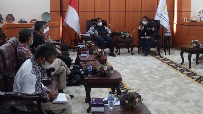 Pertemuan masyarakat kawasan Toba dengan DPD, Rabu (8/9/2021).