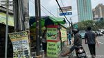 PKL Kuasai Trotoar Jalan KS Tubun Jakarta, Pejalan Kaki Minggir