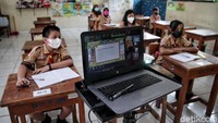 Sebanyak 380 murid mendukung kegiatan PTM ini. Kegiatan pembelajaran tatap muka di sekolah ini pun dilakukan dengan penerapan protokol kesehatan ketat.