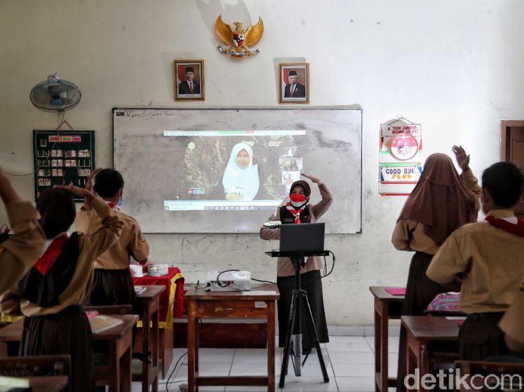 Potret Semangat Pelajar SD saat Sekolah Tatap Muka