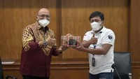 Nota kesepahaman antara PT PIL dan PT PBT yang ditandatangani juga dimaksudkan untuk memfasilitasi komunikasi, diskusi saling memberikan informasi, serta membangun kemitraan yang strategis.