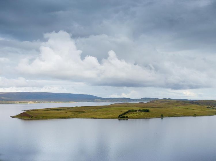 Foto: Pulau Antraks yang Tak Diinginkan