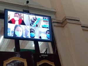 Dokter Penjual Vaksin COVID Secara Ilegal di Sumut Didakwa Terima Suap