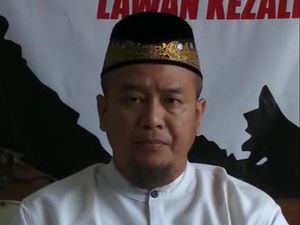 Pernyataan Lengkap Ustaz Royan Minta Maaf soal Viral 5 Polisi Demo Jokowi
