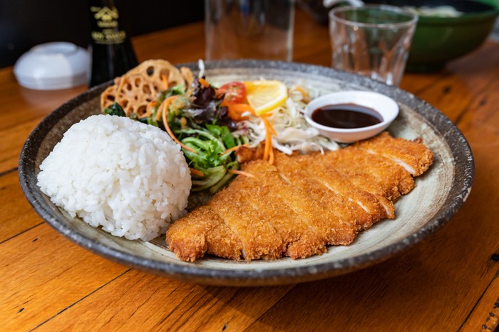 5 Warung Jepang Kaki Lima dengan Harga Rp 25.000 di Depok