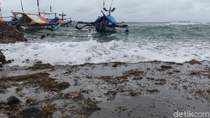 Waspada Gelombang Tinggi Hingga 4 Meter Di Perairan Selatan Jabar