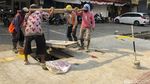 Baru Saja Rampung, Trotoar Tebet Langsung Jadi Parkiran