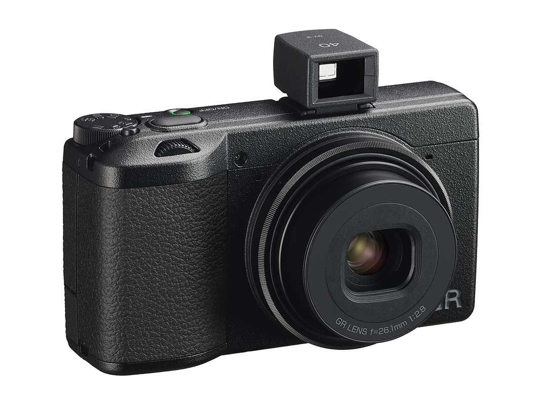 Kamera compact Ricoh GR III X punya lensa baru