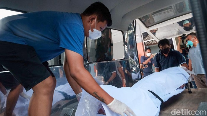 Terdapat tambahan korban tewas akibat kebakaran maut di Lapas Tangerang. Korban diserahkan ke keluarga untuk proses pemakaman.