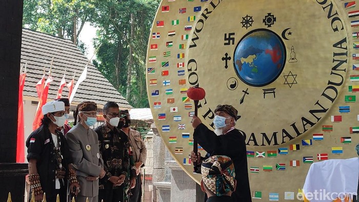 Peringatan Gong Perdamaian Dunia ke 12 diperingati di Ciamis