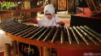 Saat dibuka nanti, Dirut Saung Angklung Udjo Taufik Hidayat menyebut kapasitas pengunjung hanya 25 persen.