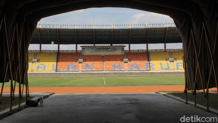 Stadion S Jalak Harupat