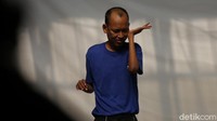 Proses perekaman ini dilakukan jemput bola. Proses perekaman biometrik berjalan dengan lancar hanya ada beberapa pasien yang harus dibantu agar mudah dilakukan perekaman.