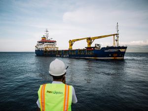 Tol Laut Jadi Solusi Pemerataan Pasokan Minyak dan Gula di Timur Indonesia