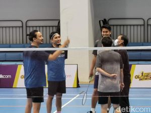 Fun Match Owi/Butet Vs Vincent/Desta, Simak Lagi Keseruannya!