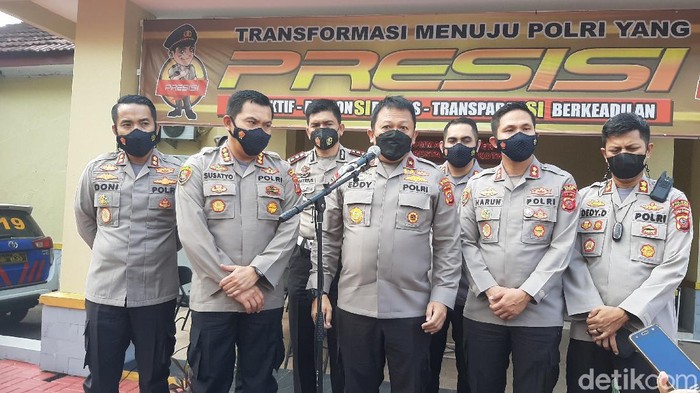 Wakapolda Jabar Brigjen Brigjen Eddy Sumitro bersama 5 Kapolres bahas ganjil genap di Puncak