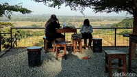 Pengunjung yang datang berasal dari berbagai daerah sekitaran Kulon Progo. (Jalu Rahman Dewantara /detikcom)