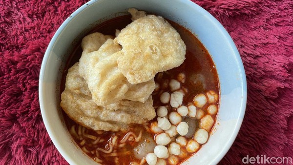 Tersengat Pedasnya Baso Aci Kekinian Punya Ivan Gunawan hingga Atta Halilintar