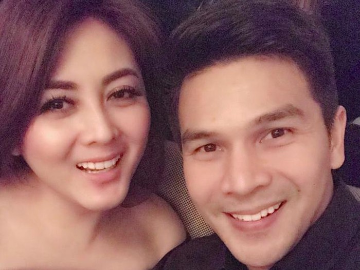 Momen ulang tahun Dhena Devanka rayakan dengan Jonathan Frizzy