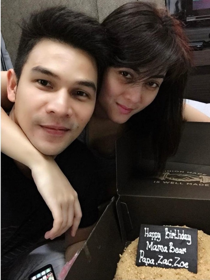 Jonathan Frizzy tak pernah absen rayakan ulang tahun Dhena Devanka