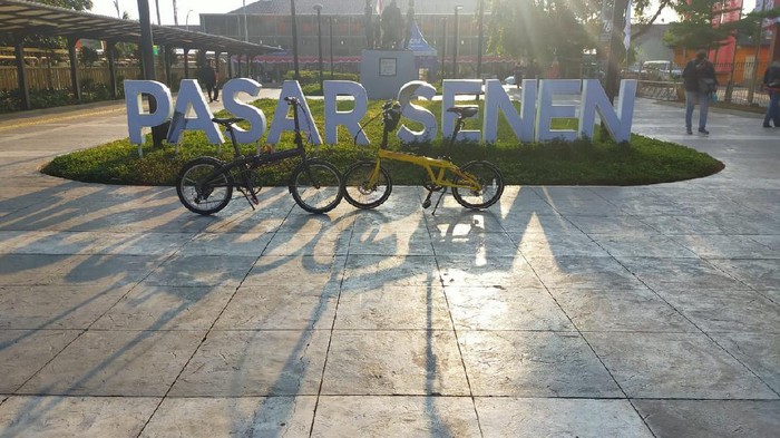 Gowes Seli ke Stasiun Pasar Senen dengan KA Bengawan