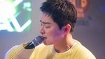10 Potret Lee Ik Jun Sumber Kebahagiaan Chae Song Hwa di Hospital Playlist!