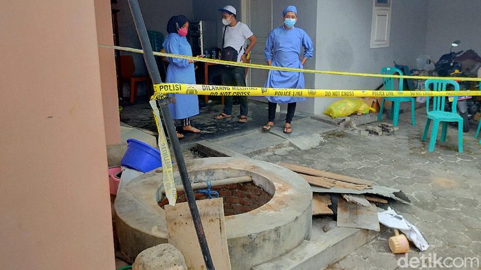 Ibu di Banyuwangi buang bayi yang baru dilahirkan ke sumur. Aksi itu terjadi saat ia menjadi pasien di tempat praktik dr Neni Destriana.