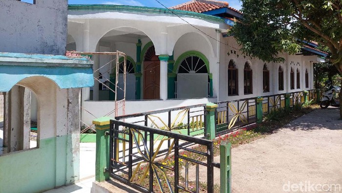Video deklarasi Front Persaudaraan Islam (FPI) di Kabupaten Bandung Barat (KBB) viral. Deklarasi tersebut digelar di Masjid Daarul Khoirot.
