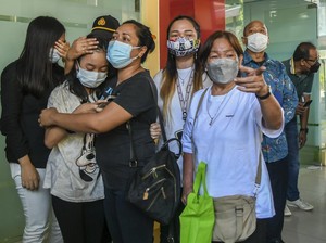 Tangis Keluarga Korban Kebakaran Lapas Tangerang saat Terima Jenazah