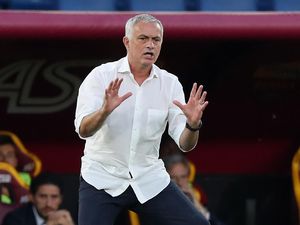Menuju Laga ke-1.000, Mourinho: Biasa Saja Tuh!