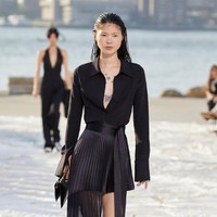 Desainer Peter Do menampilkan koleksi pertamanya di New York Fashion Week Spring/Summer 2022 setelah sebelumnya menggelar fashion show di Paris Fashion Week. Peter Do merupakan desainer favorit aktris Zendaya dan Beyonce. Foto: dok. Courtesy of Peter Do.  