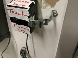 Deretan Masalah yang Bikin Tim IT Kantor Geleng-geleng dan Elus Dada