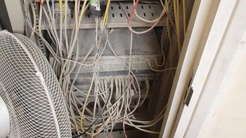 Budget minim, tanpa AC kipas angin pun jadi. Foto: dok Reddit via Bored Panda