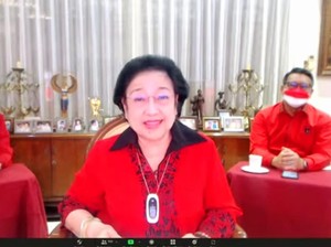 Ekspresi Megawati Jawab Isu Jatuh Sakit